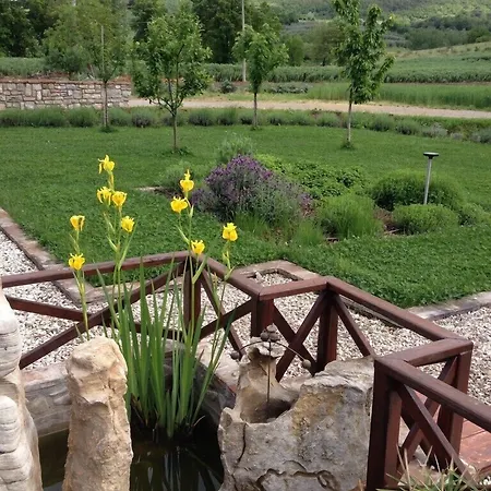 Abbazia Sette Frati Agriturismo Fratres Farm stay Pietrafitta (Perugia)